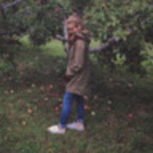 Meet your Posher, Ariane